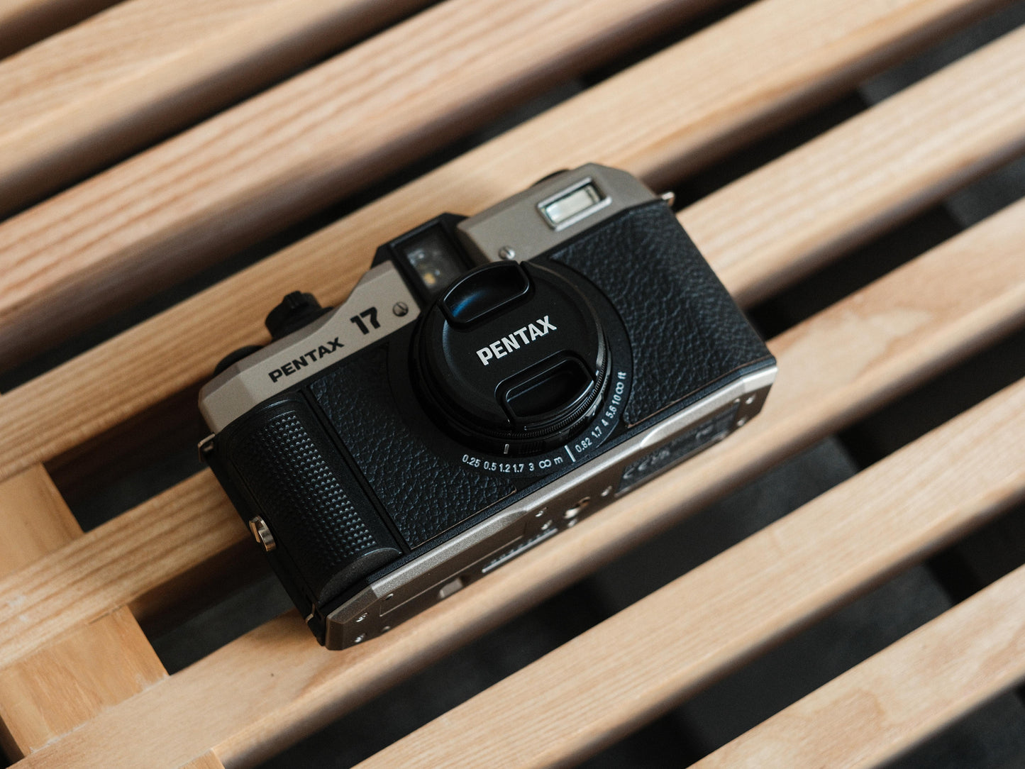 Pentax 17