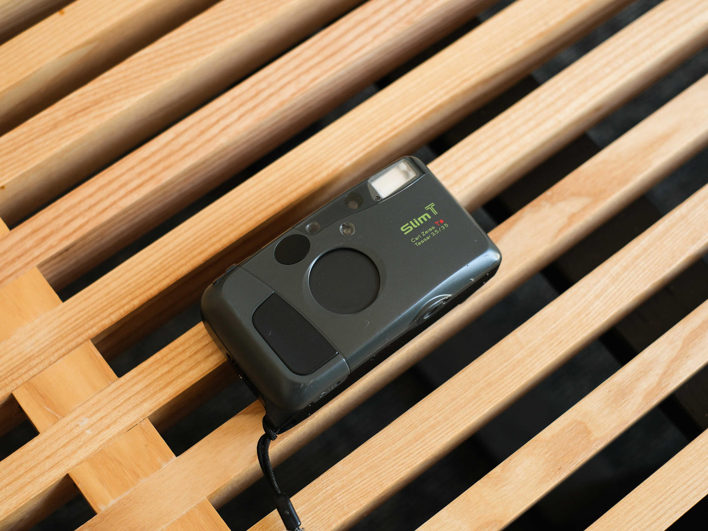Kyocera Slim T / Yashica T4D - Safari Edition