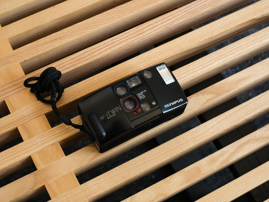 Olympus AF-1 Twin
