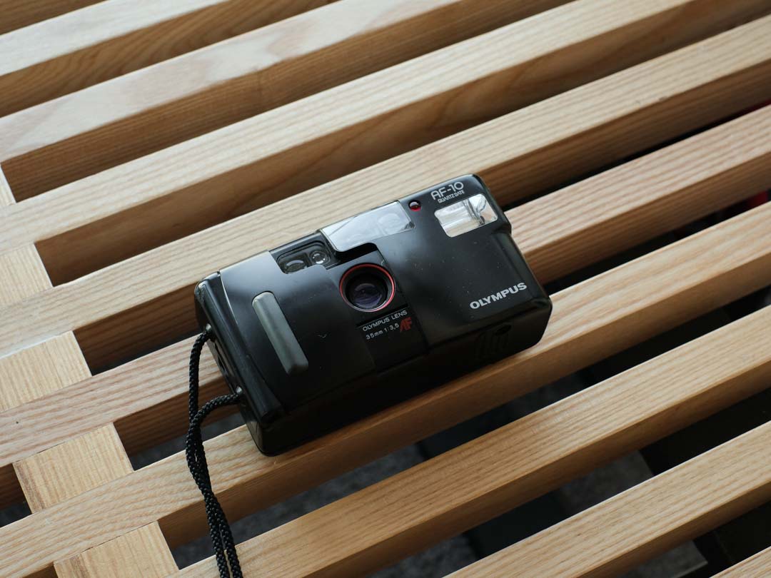 Olympus AF-10